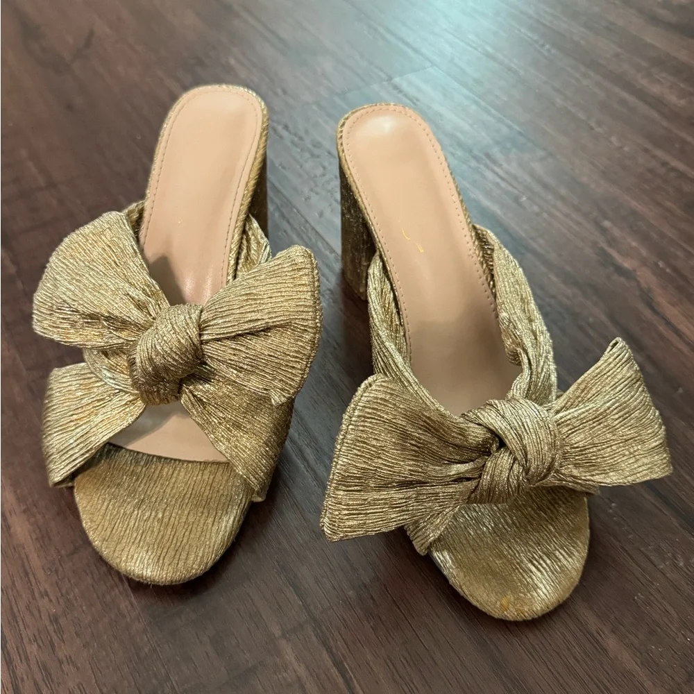 Elegant Gold Bow Detail Women Holiday Party Shoes - Picture 2 of 12